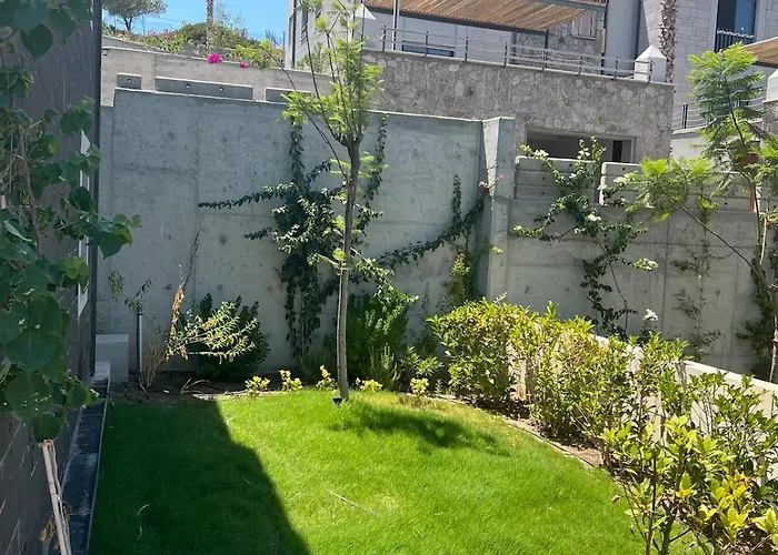 Βίλα Duplex In Bitez Opposite Aktur, #38 *